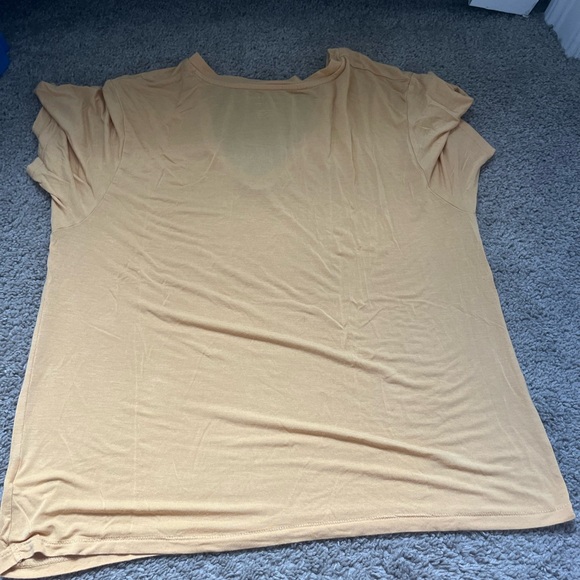 American eagle v-neck - Picture 2 of 3